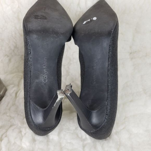 Black Calvin Klien high heels - Picture 5 of 6